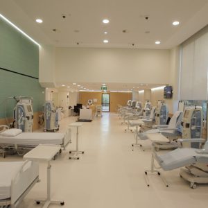 MAIN 4.00_02_40_05.Still018